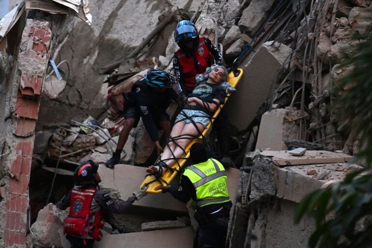 Doble terremoto sacude Venezuela y deja decenas de muertos en Caracas
