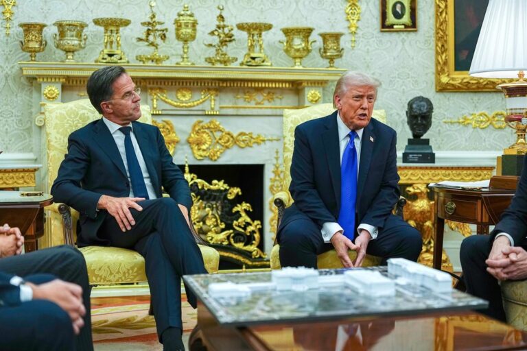 Trump carga contra España y cuestiona su compromiso en la OTAN