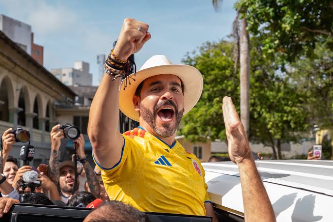 Colombia elige a De la Espriella en una reñida segunda vuelta presidencial