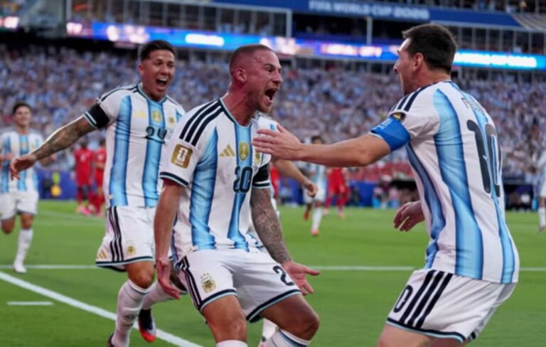 Argentina vence a Suiza en la prórroga y se cita con Inglaterra en semifinales