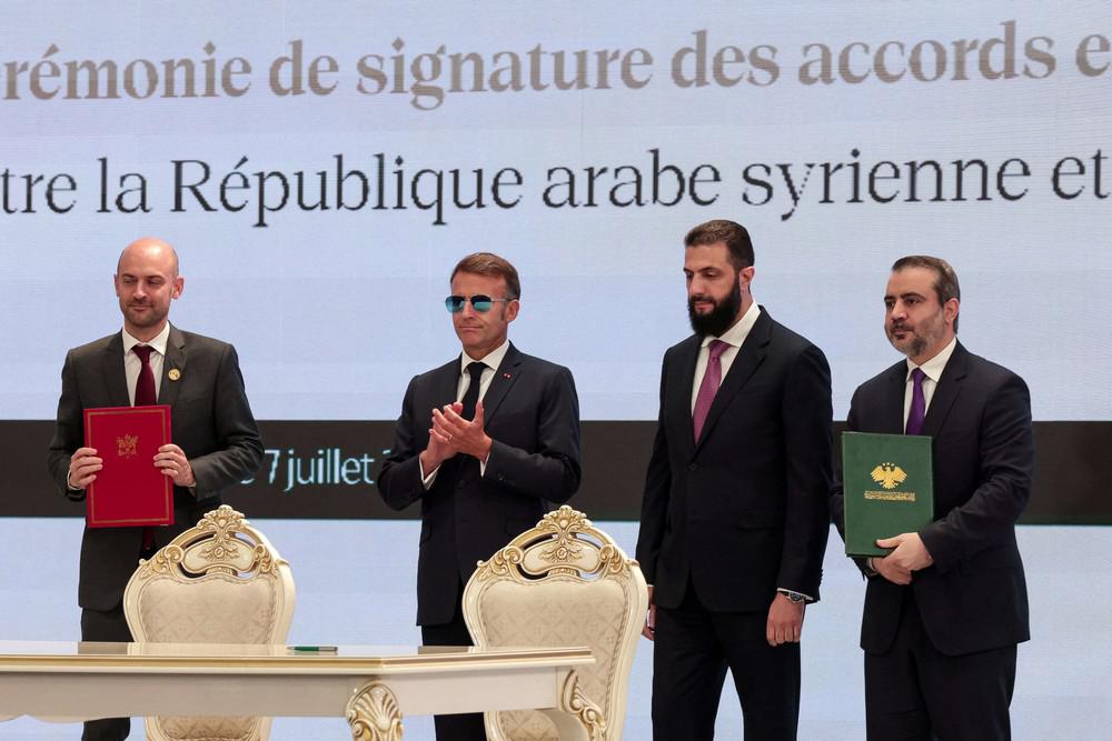 Siria y Francia sellan 16 acuerdos para impulsar la reconstrucción y la inversión Siria y Francia sellan 16 acuerdos para impulsar la reconstrucción y la inversión