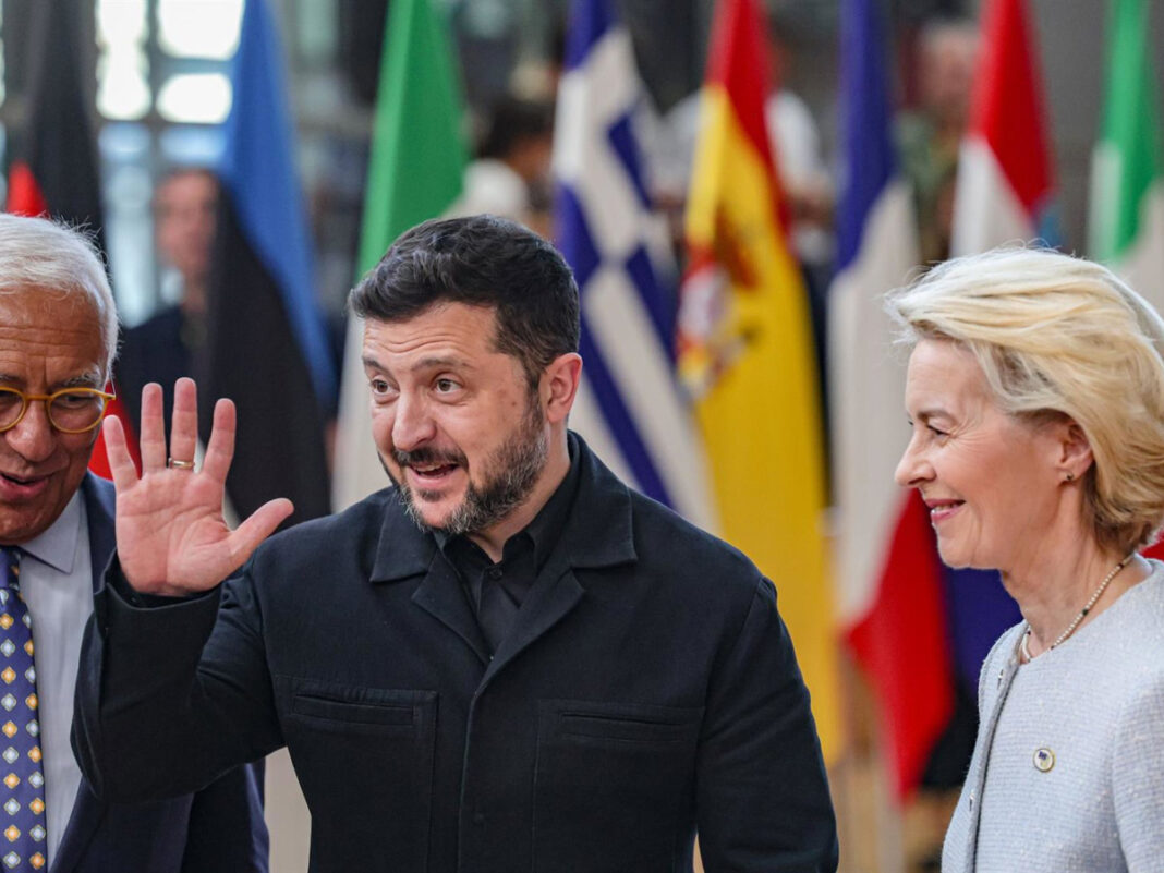 Zelenski pide acelerar la adhesión de Ucrania a la UE y más presión sobre Rusia Zelenski pide acelerar la adhesión de Ucrania a la UE y más presión sobre Rusia