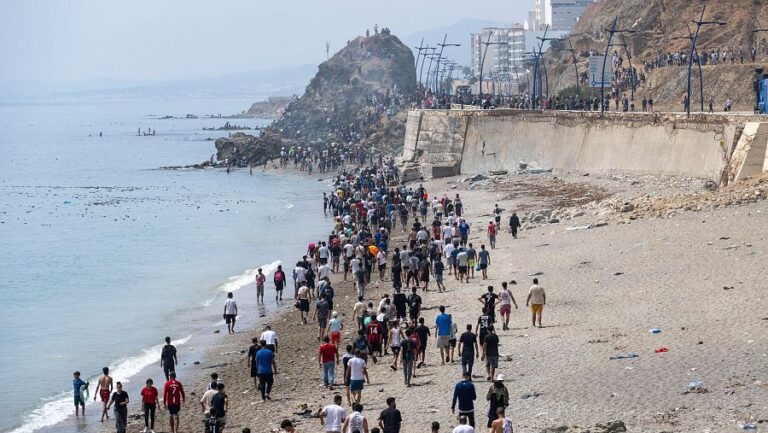 La crisis de Ceuta alimenta protestas de la ultraderecha contra Marruecos y los inmigrantes en España