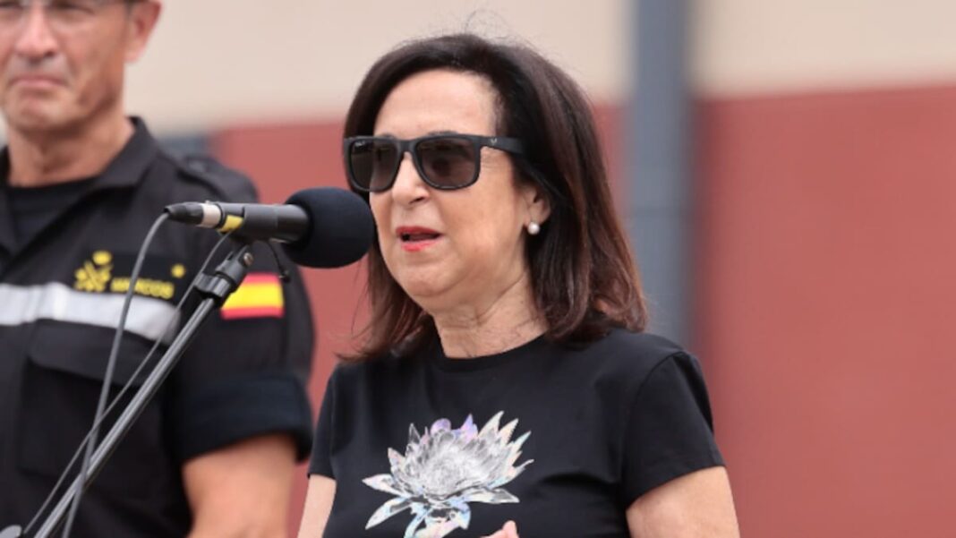 Robles pide a Marruecos esclarecer la crisis migratoria y reafirma la soberanía española sobre Ceuta y Melilla Robles pide a Marruecos esclarecer la crisis migratoria y reafirma la soberanía española sobre Ceuta y Melilla
