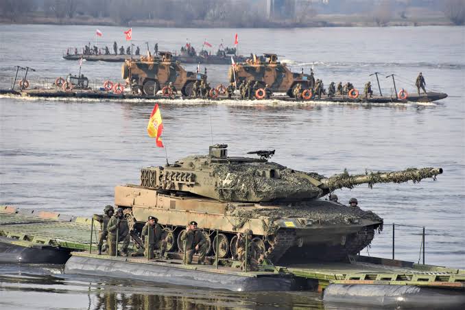España mantiene sus exportaciones militares a Marruecos mientras avanza el acercamiento con Argelia España mantiene sus exportaciones militares a Marruecos mientras avanza el acercamiento con Argelia