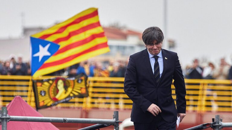Puigdemont vincula el debate sobre Ceuta y Melilla con el conflicto territorial catalán