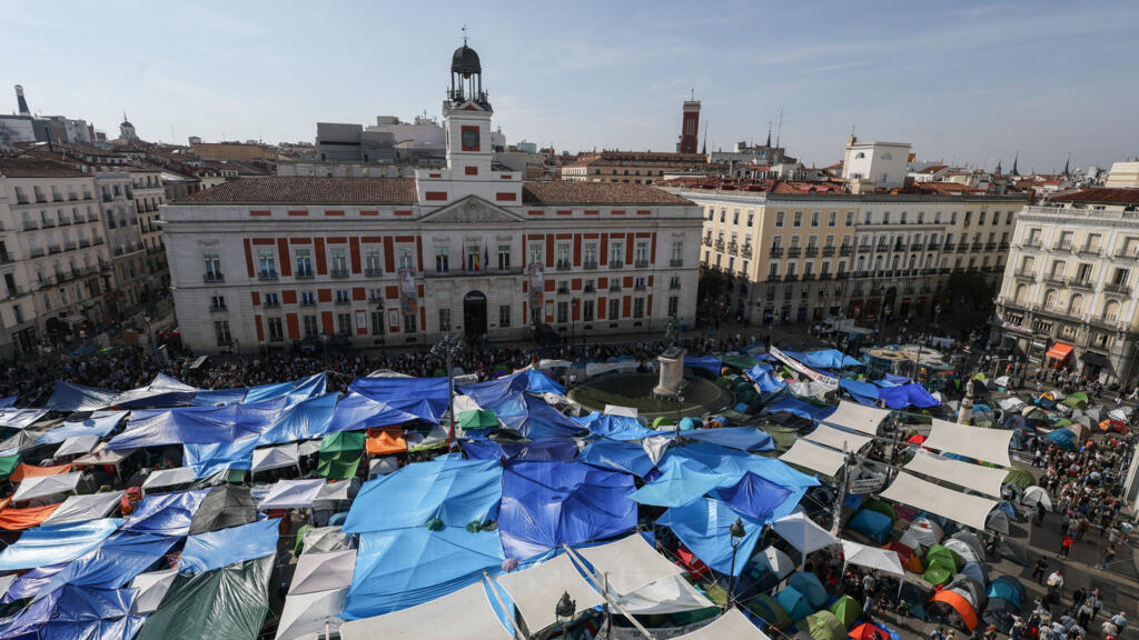 El Gobierno aprueba nuevas medidas de vivienda y busca su convalidación en el Congreso El Gobierno aprueba nuevas medidas de vivienda y busca su convalidación en el Congreso
