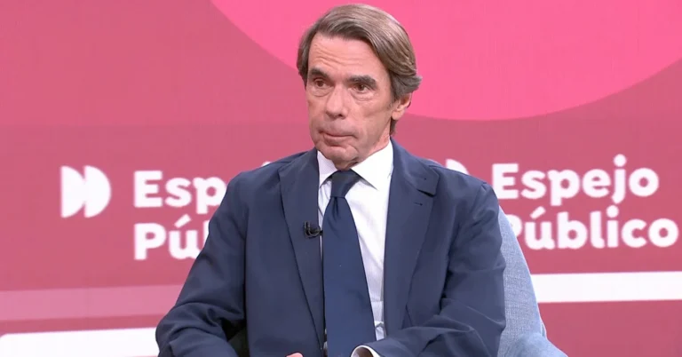Aznar eleva el tono por Ceuta y exige reforzar la defensa de la frontera