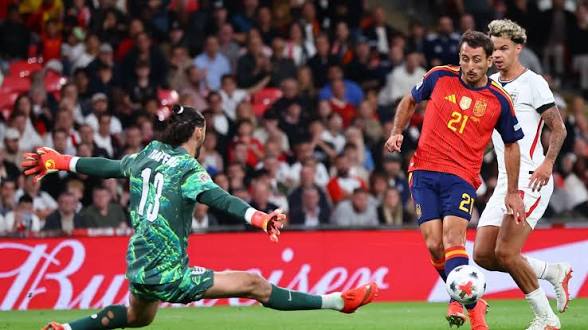 España remonta en Wembley y estrena con victoria su segunda estrella España remonta en Wembley y estrena con victoria su segunda estrella