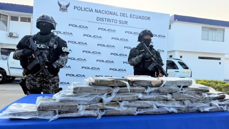 Ecuador frustra un envío de 200 kilos de cocaína con destino al puerto de Tánger