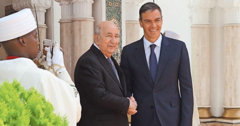 España aplaza la cumbre con Argelia en plena tensión diplomática